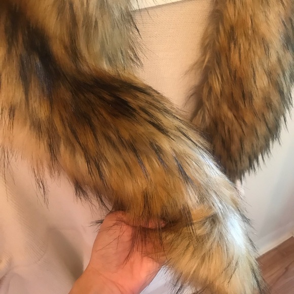 Cardigan - Picture 2 of 3